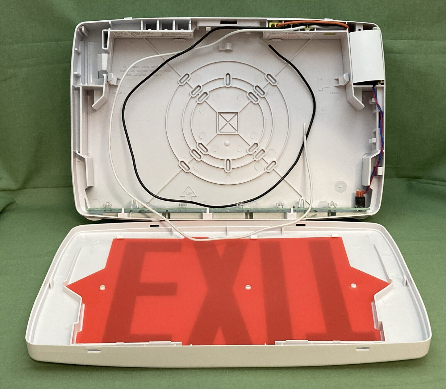NEW LITHONIA LIGHTING EMPCB00281 EXIT SIGN
