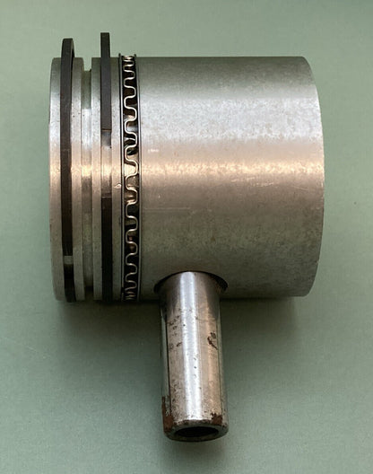 QTY 4 NEW GENUINE WISCONSIN CONTINENTAL DB218 PISTON KIT WITH RINGS