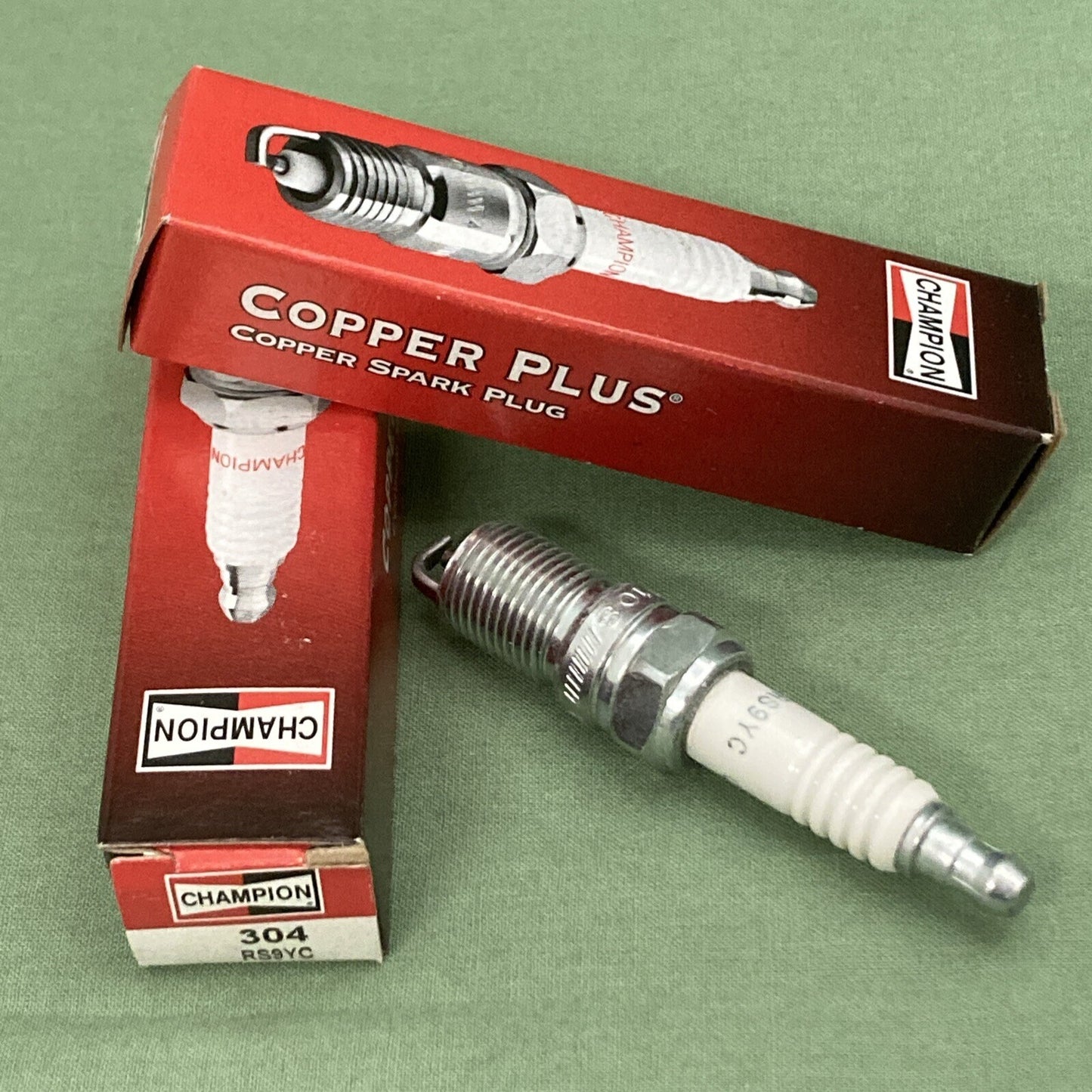 QTY 2 NEW CHAMPION 304 RS9YC COPPER PLUS SPARK PLUG