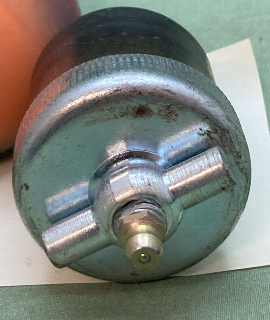 NEW REPLACES BARNES 001684 CUP, GREASE, COMPRESS