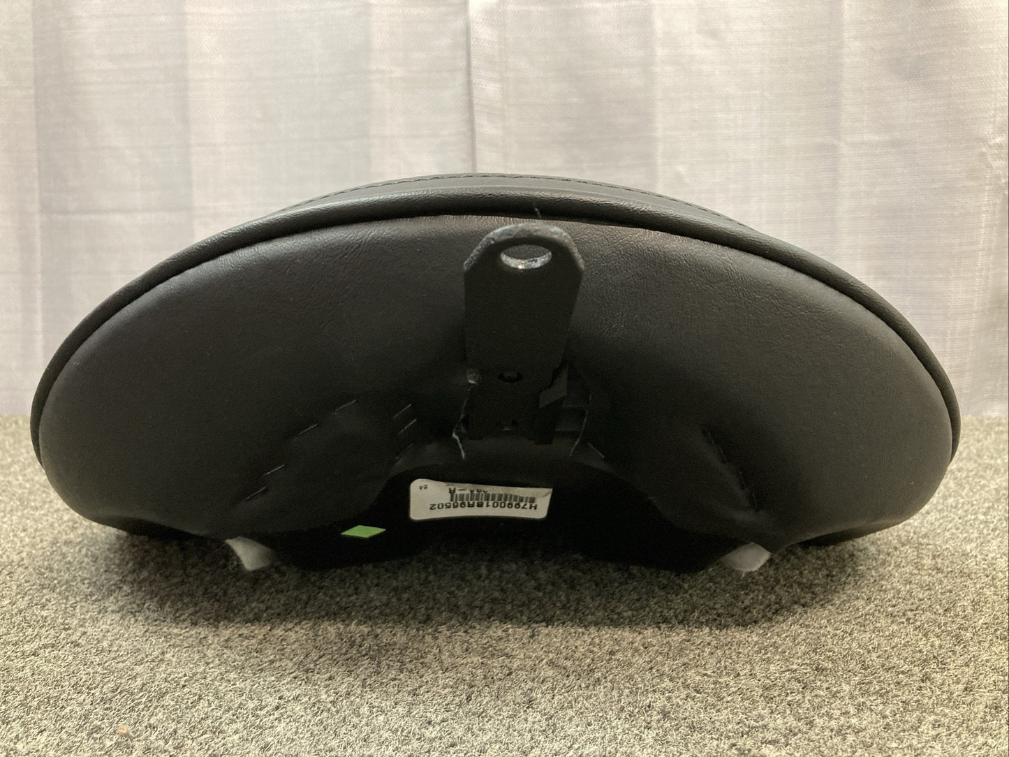 NEW GENUINE HARLEY DAVIDSON 51475-09A 51475-09A SOLO SEAT STREET BOB FXDB