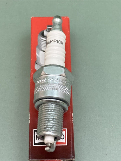 QTY 2 NEW GENUINE CHAMPION 38-N12YC PLUG SPARK 14MM SUPERCEDES YD301, YD301S1