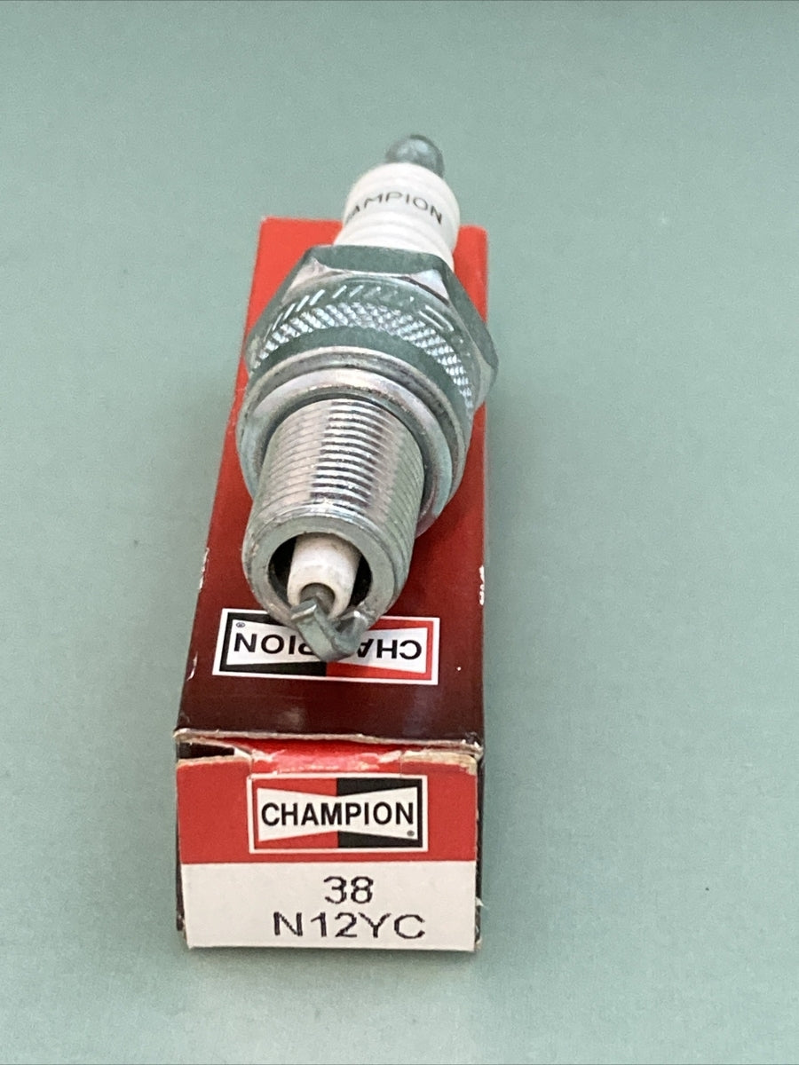 QTY 2 NEW GENUINE CHAMPION 38-N12YC PLUG SPARK 14MM SUPERCEDES YD301, YD301S1