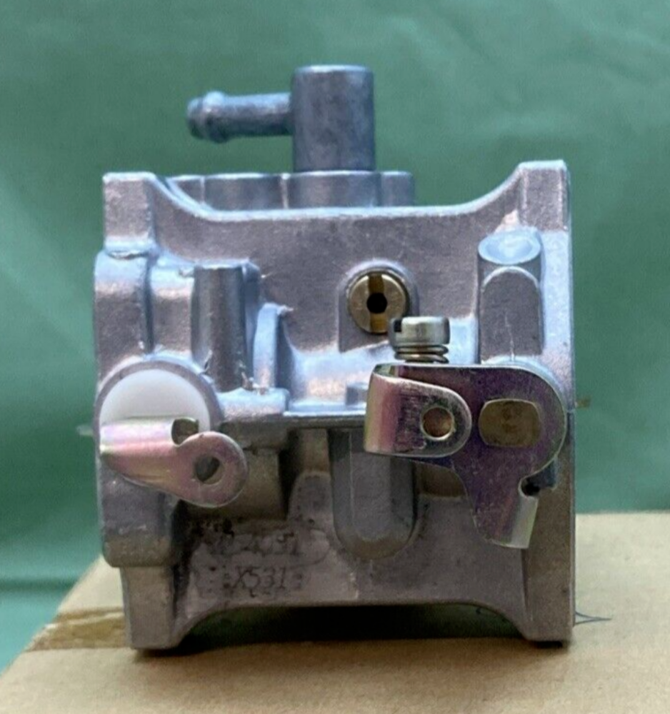 NEW GENUINE SUBARU ROBIN 226-62403-10 CARBURETOR AY