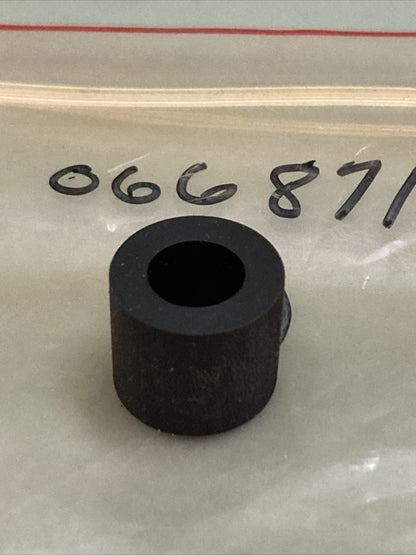 NEW REPLACES BARNES 066871 GROMMET,NEOPRENE