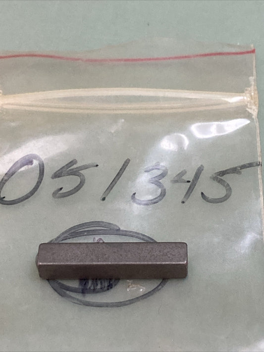 NEW REPLACES BARNES 051345 KEY,.25X.25X1.35″,STL