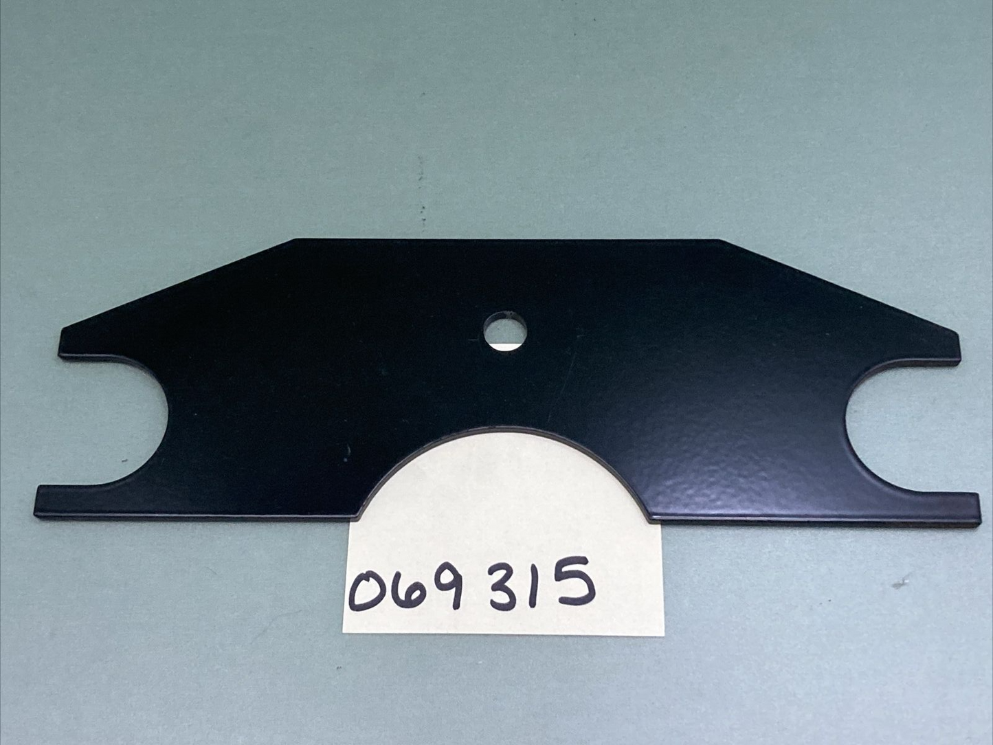 NEW REPLACES BARNES 069315 BRACKET,GUIDE,UPPER,9″