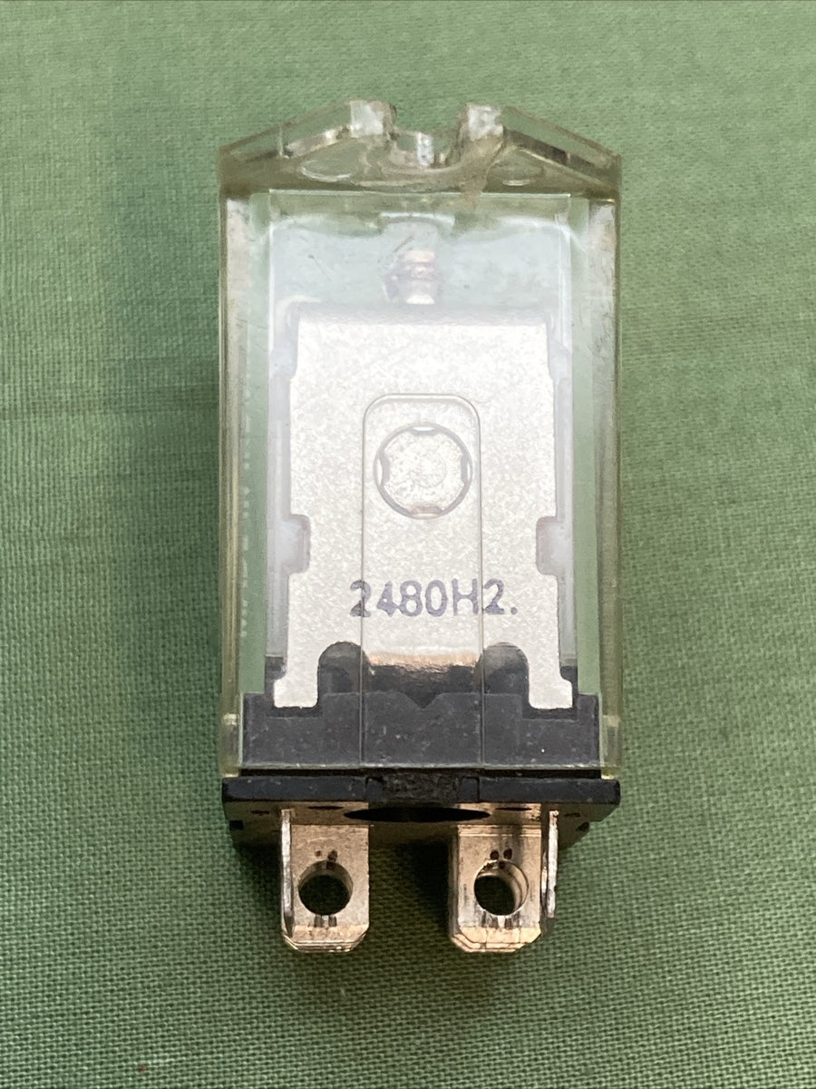 OMRON LY2F-AC110/120 Flange Mount Relay Surface Top Flange Mounted 10 A Current