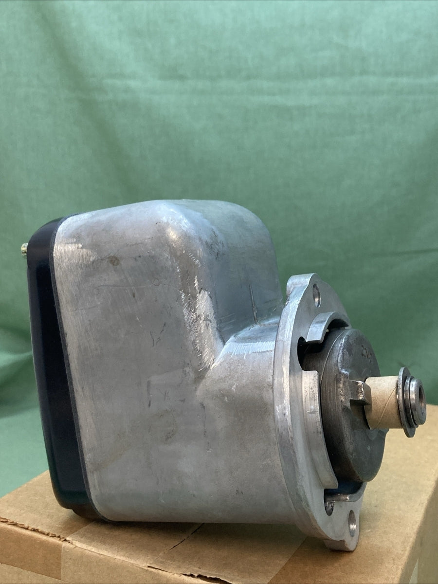 NEW GENUINE WICO XH2504 magneto small "wisconsin" flange mount 1 cyl