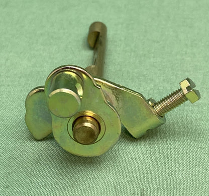 NEW GENUINE ZENITH FUEL SYSTEMS INC C29-1607 THROTTLE SHAFT