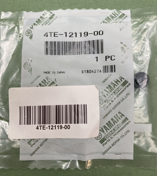 NEW GENUINE YAMAHA 4TE-12119-00 Seal, Valve Stem