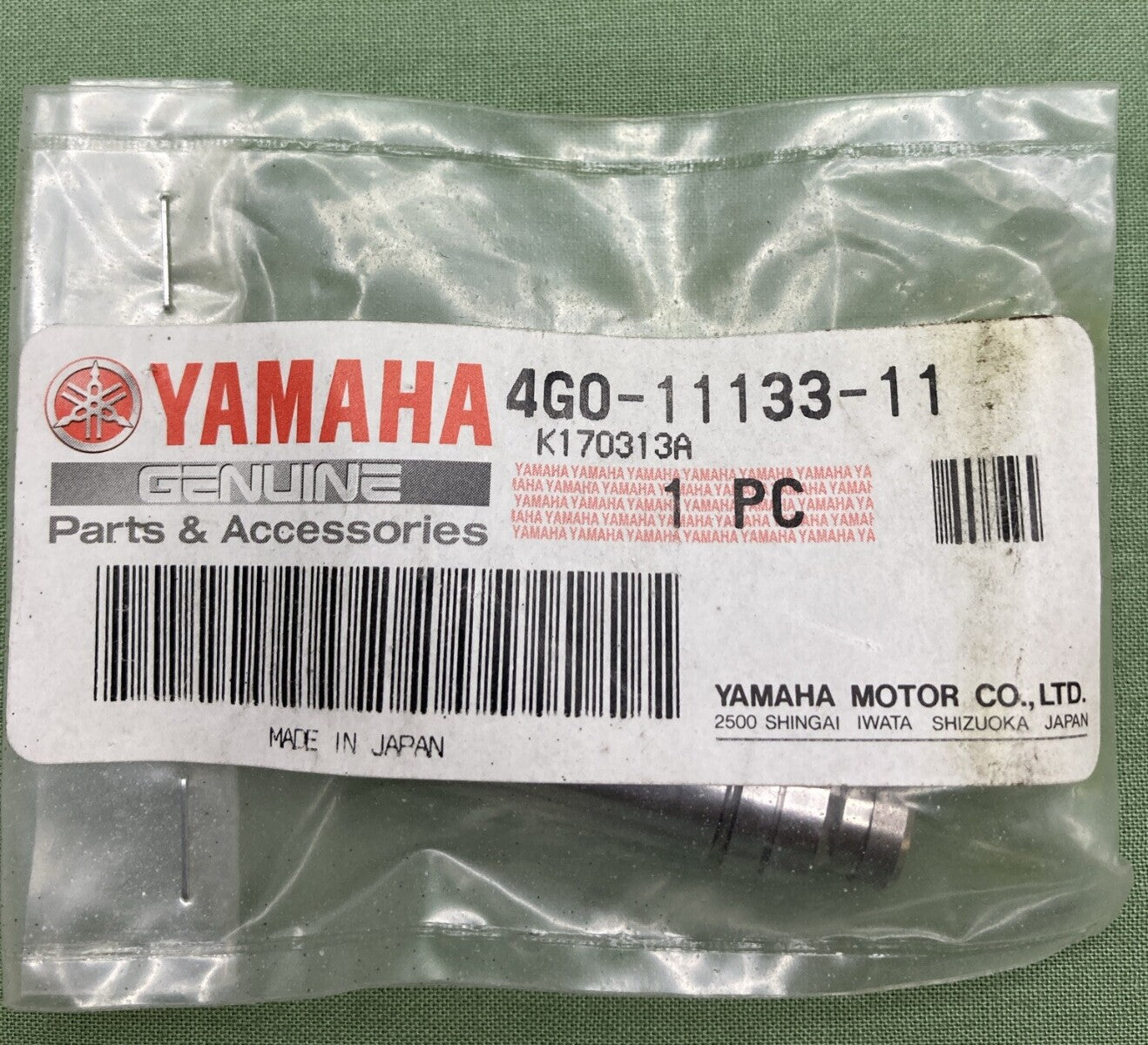 NEW GENUINE YAMAHA 4G0-11133-11 INTAKE VALVE GUIDE