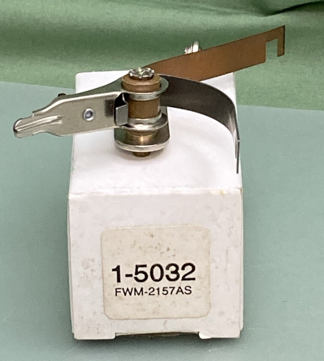NEW REPLACES WICO 1-5032 FWM-2157AS DISTRIBUTOR POINTS