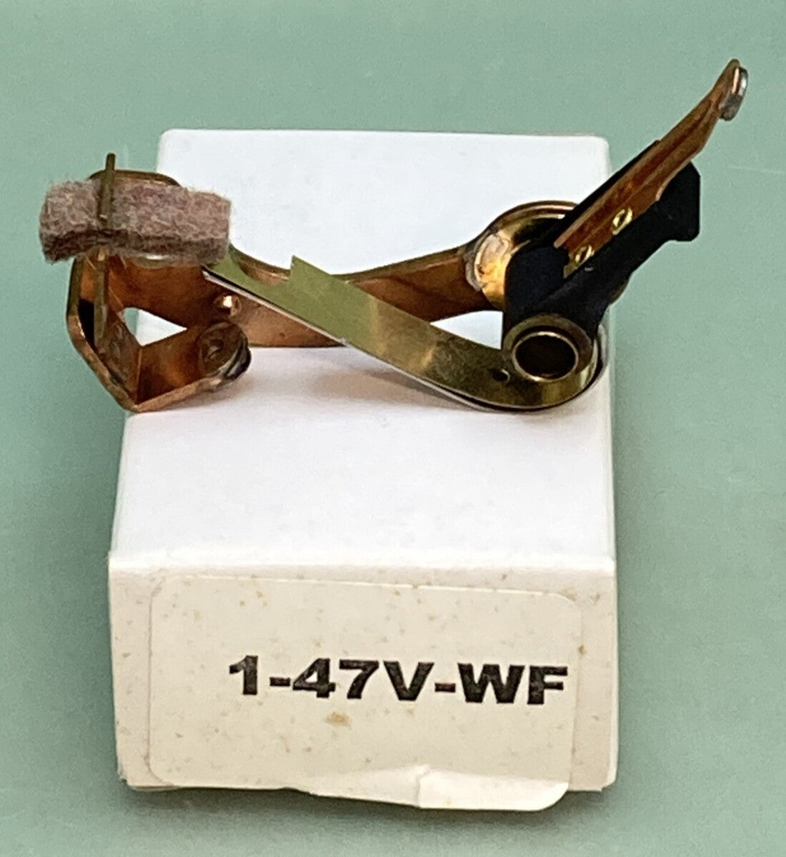 NEW REPLACES BLUESTREAK 1-47V-WF IGNITION CONTACT SET