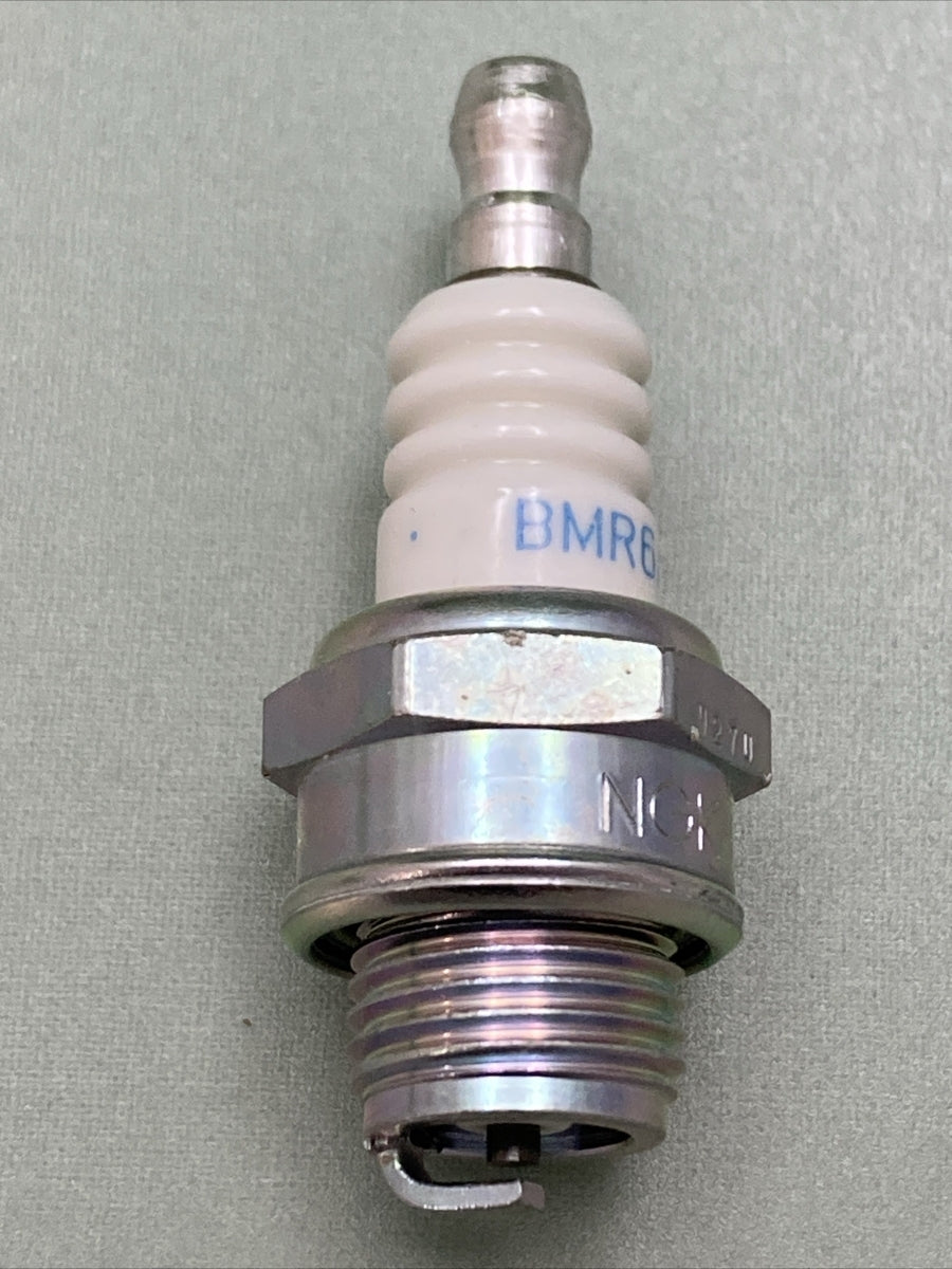 NEW GENUINE NGK KG-359796 SPARKPLUG PROCEDING BMR6A, 359796