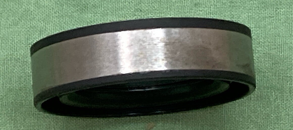 NEW REPLACES KAWASAKI 44009-021 OIL SEAL, FORK