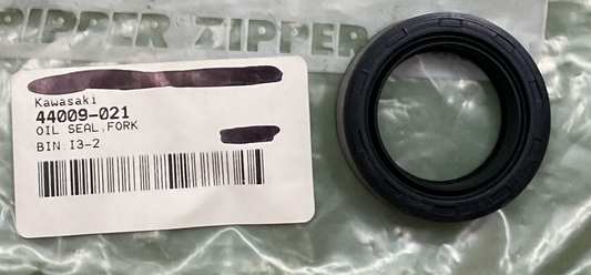 NEW REPLACES KAWASAKI 44009-021 OIL SEAL, FORK