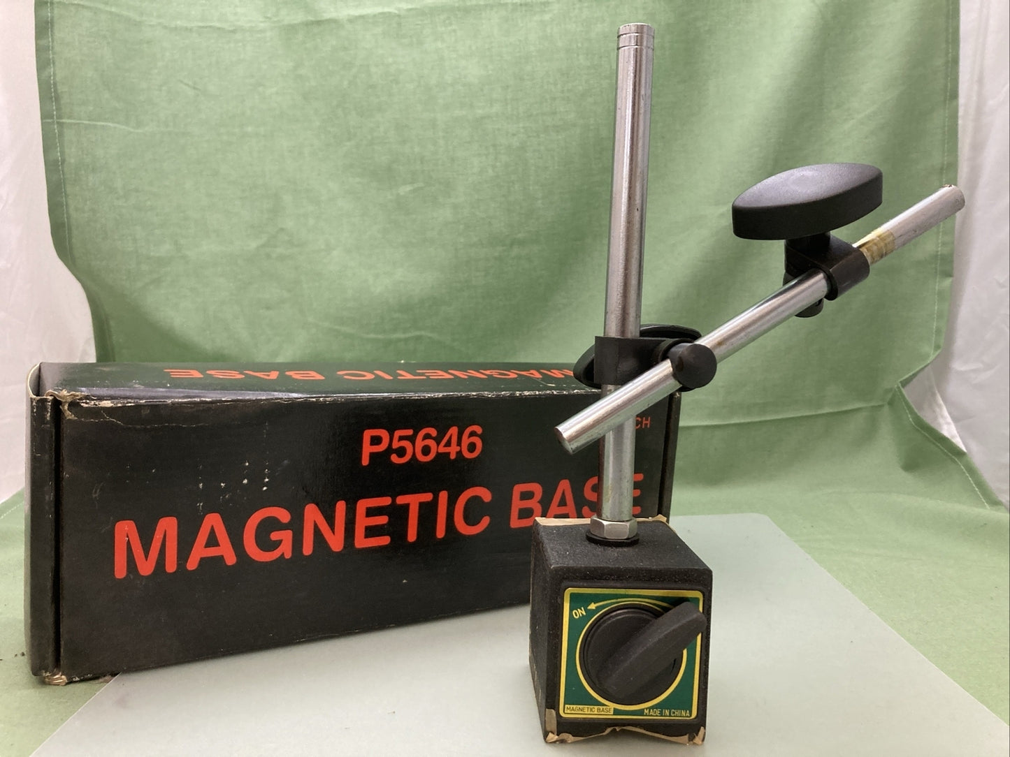NEW GENUINE CEN-TECH P5646 MAGNETIC BASE