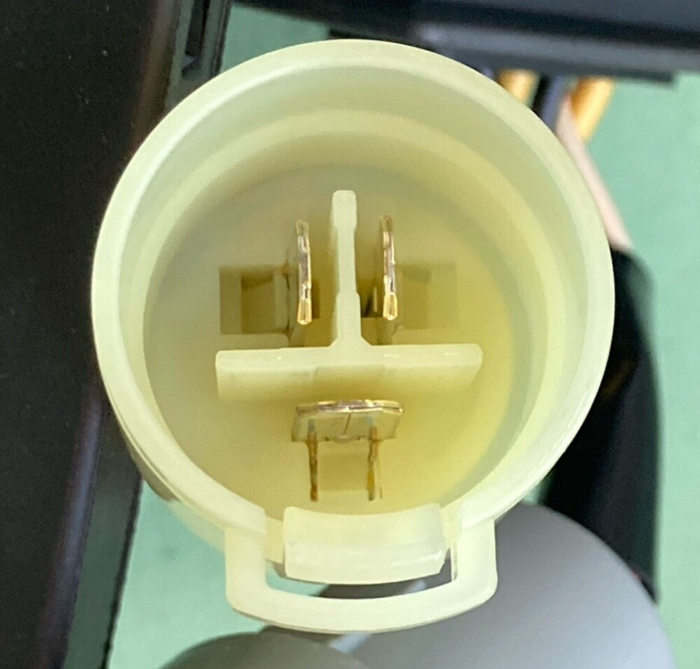 NEW GENUINE KAWASAKI 21066-0047 VOLTAGE REGULATOR