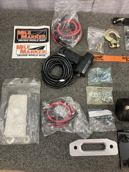 NEW GENUINE MILE MARKER 2500LB PE2.5 WINCH W/ SYNTHETIC ROPE, TWO REMOTES
