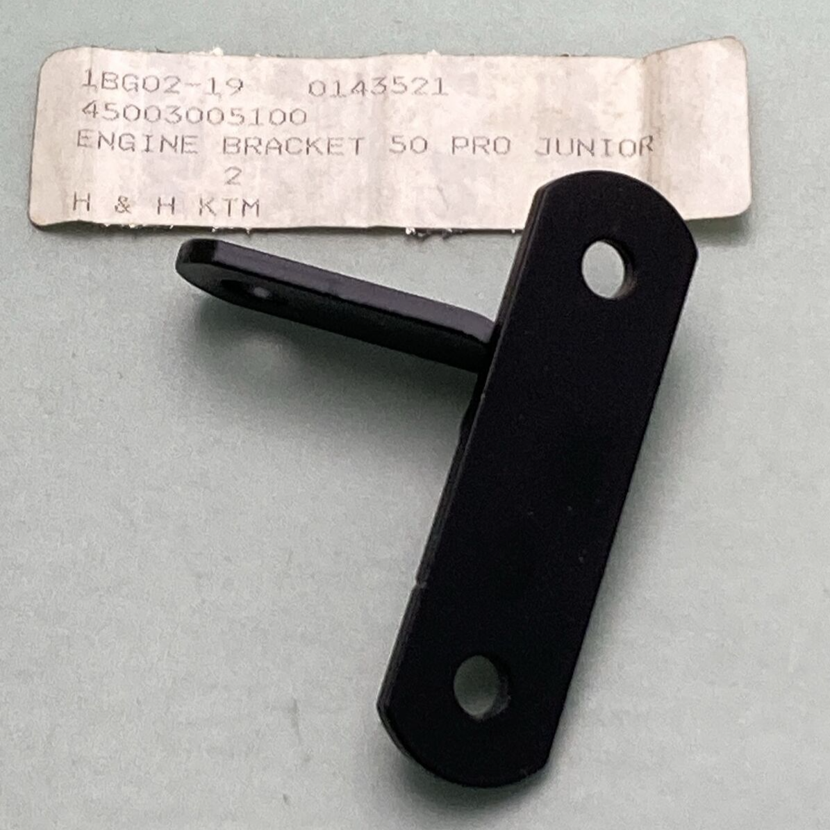 NEW GENUINE KTM 45003005100 Engine Bracket Pro Junior