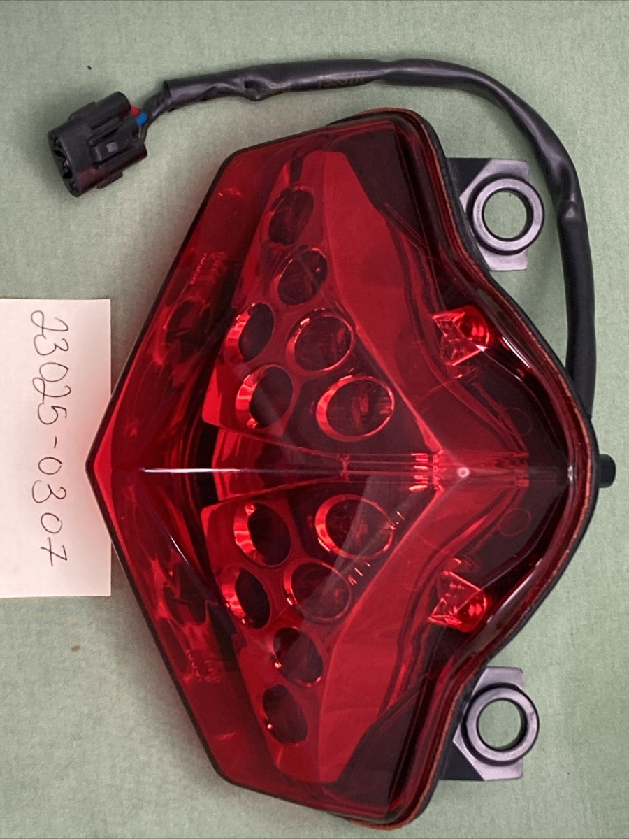 NEW REPLACES KAWASAKI 23025-0307 TAIL LAMP NINJA 650