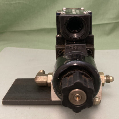 NACHI SS-G01-C6-R-D2-E20 WET TYPE SOLENOID OPERATED DIRECTIONAL CONTROL VALVE