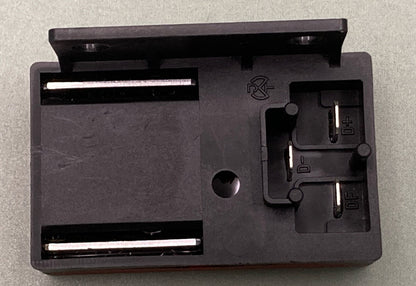 NEW GENUINE BMW 12 32 1 244 409 VOLTAGE REGULATOR 14V