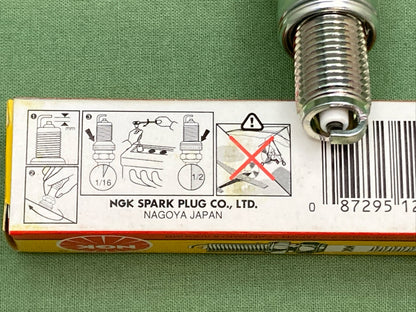 QTY 2 NEW NGK 2923 DR8ES-L SPARK PLUG