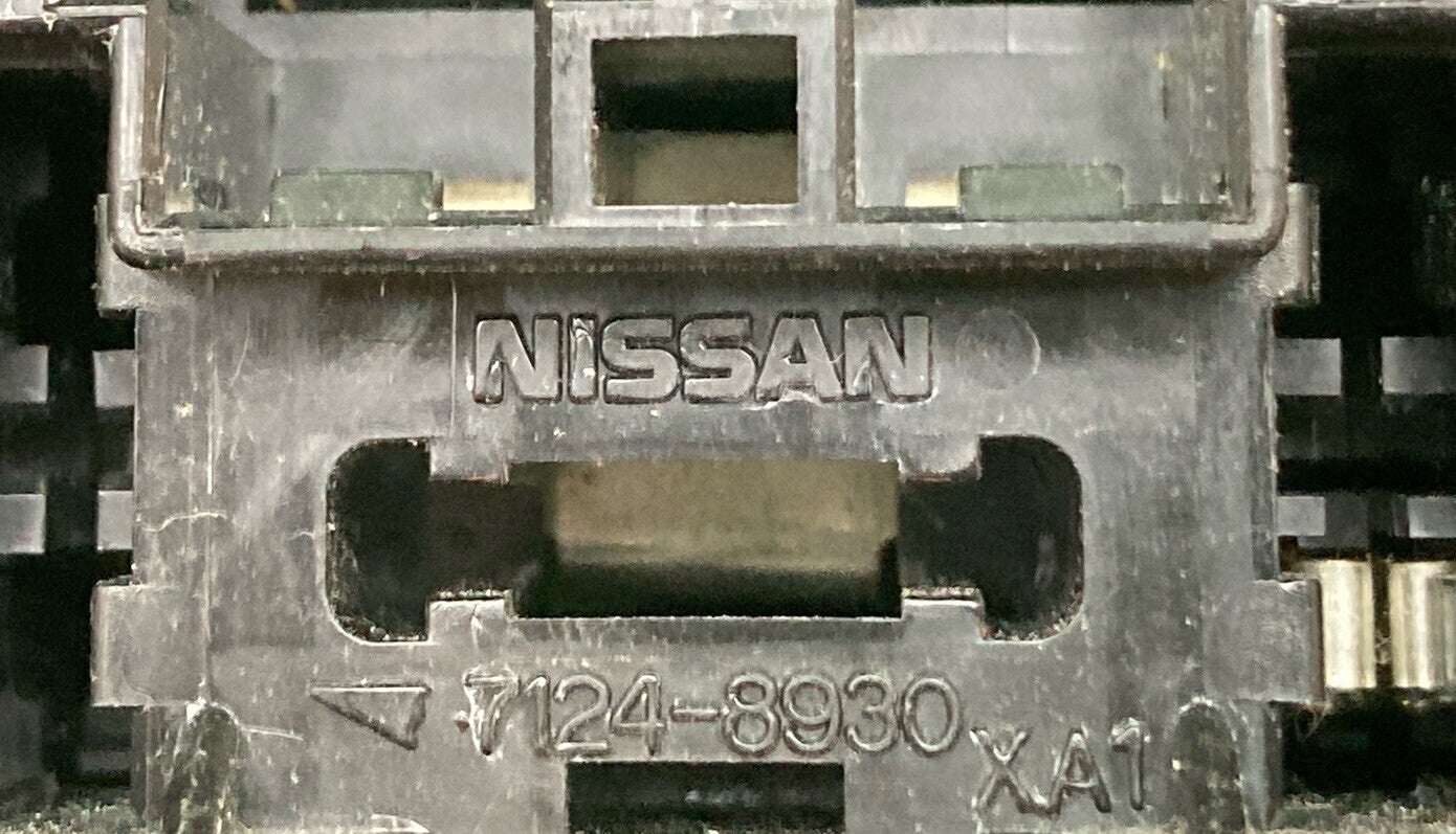 NEW GENUINE NISSAN 24380-0E000 HOLDER, FUSIBLE '93-'97 ALTIMA & STANZA