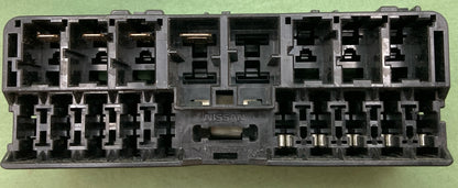 NEW GENUINE NISSAN 24380-0E000 HOLDER, FUSIBLE '93-'97 ALTIMA & STANZA