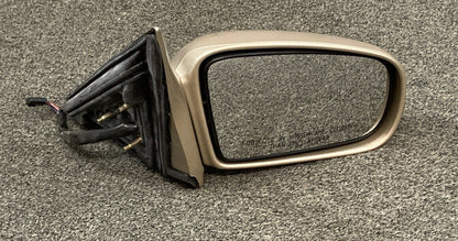NEW GENIUNE GM 22683152 MIRROR RH '97-'05 MALIBU, ACHIEVA & CUTLASS CHAMPANGE