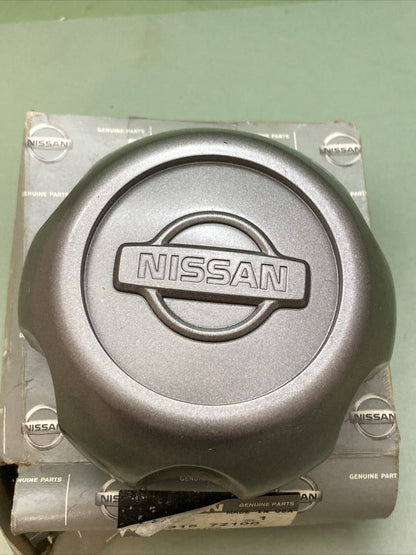 NEW GENUINE NISSAN 40315-7Z100S Disc Wheel Cap