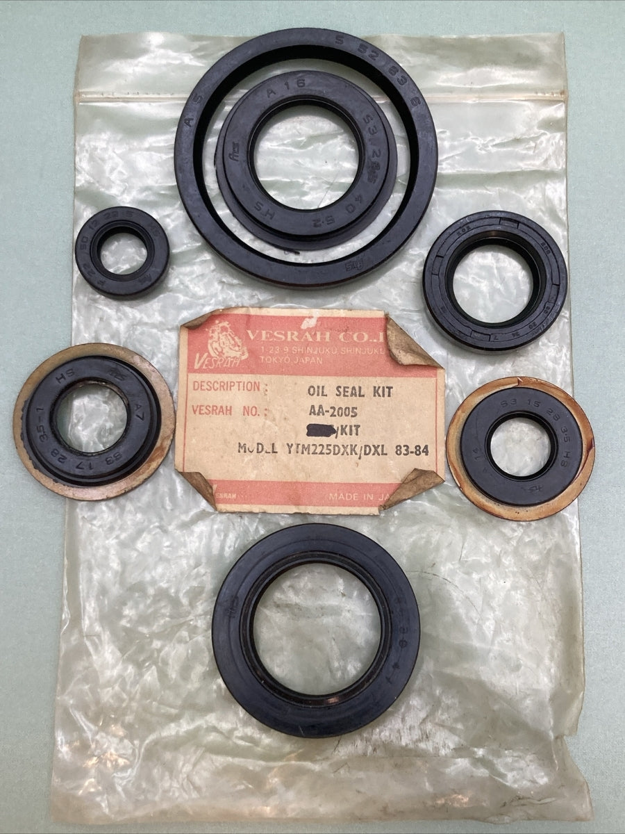 NEW VESRAH AA-1005 7 PCS OIL SEAL KIT YAMAHA YTM225DXK DXL 83-84