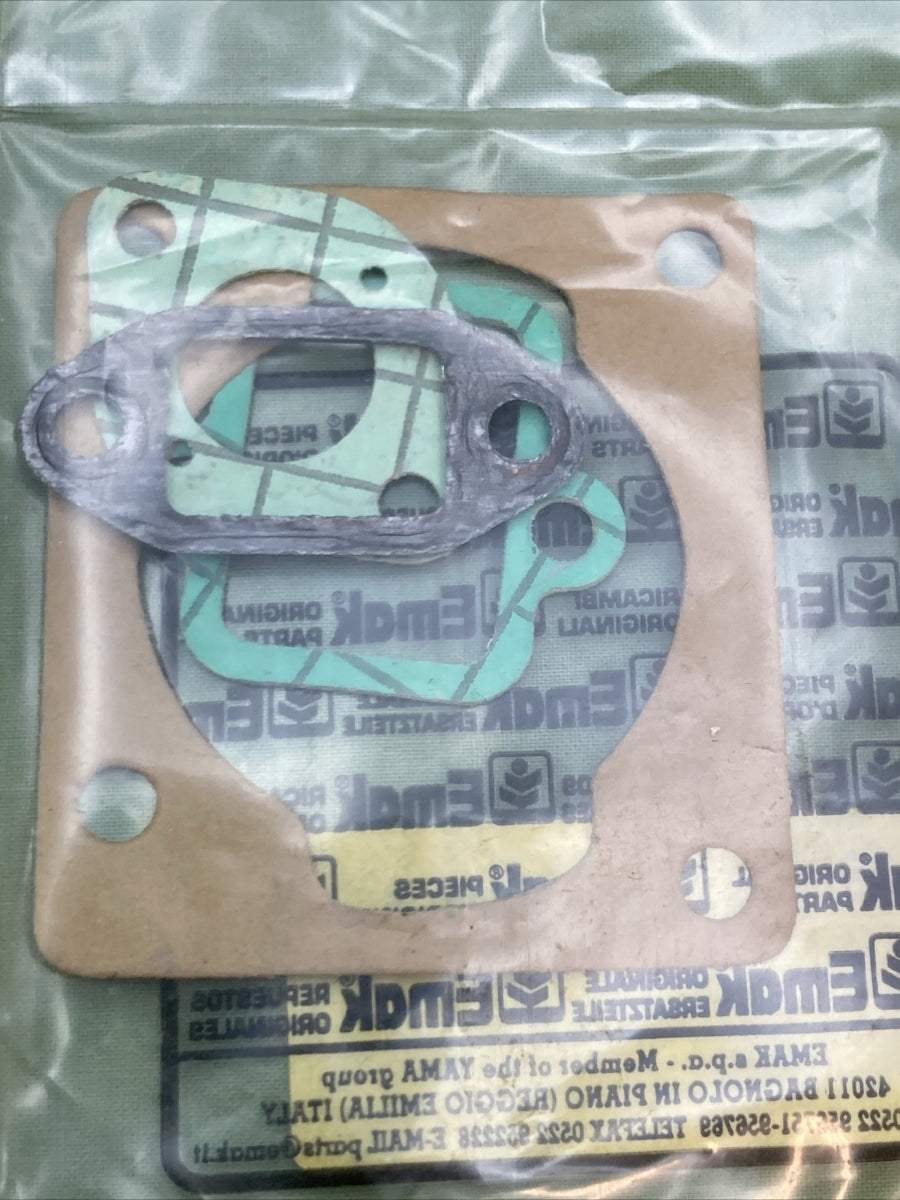 NEW GENUINE EMAK 093000232 GASKET SET OLEO MAC