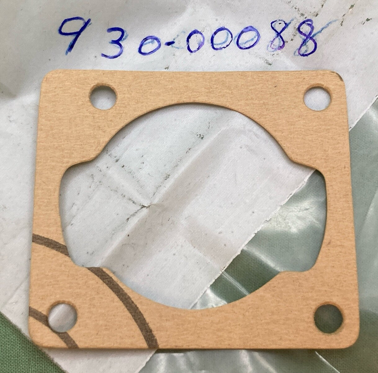 NEW REPLACES OLYMPYK 930-00088 CYLINDER GASKET 935 CHAINSAW
