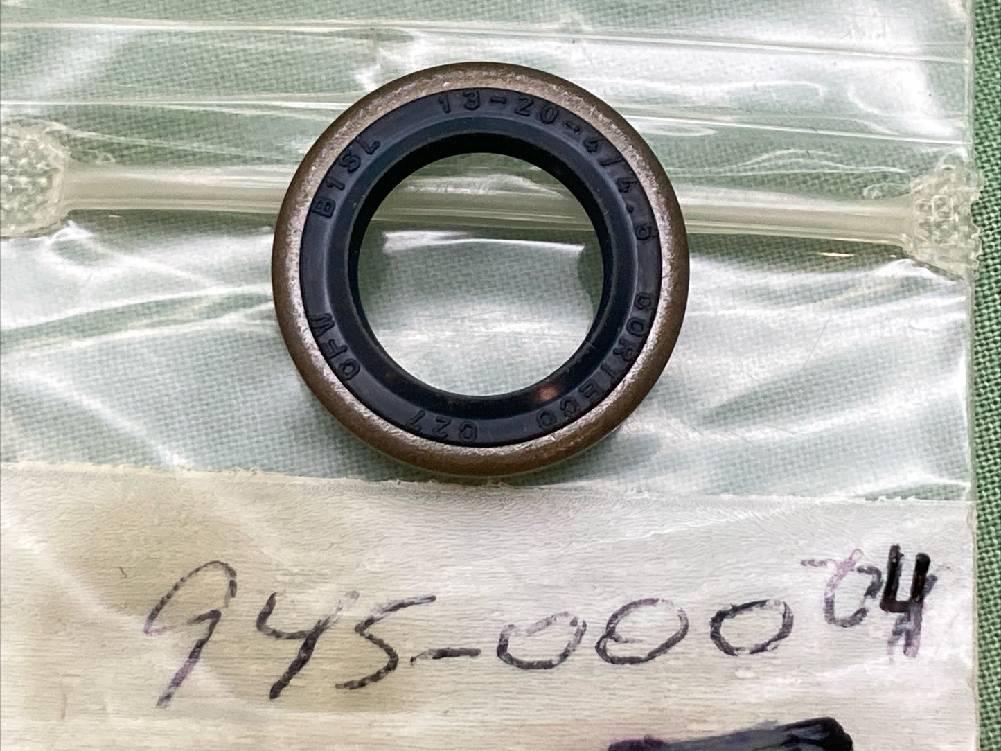 NEW REPLACES EFCO 94500004 CHAINSAW SEAL RING