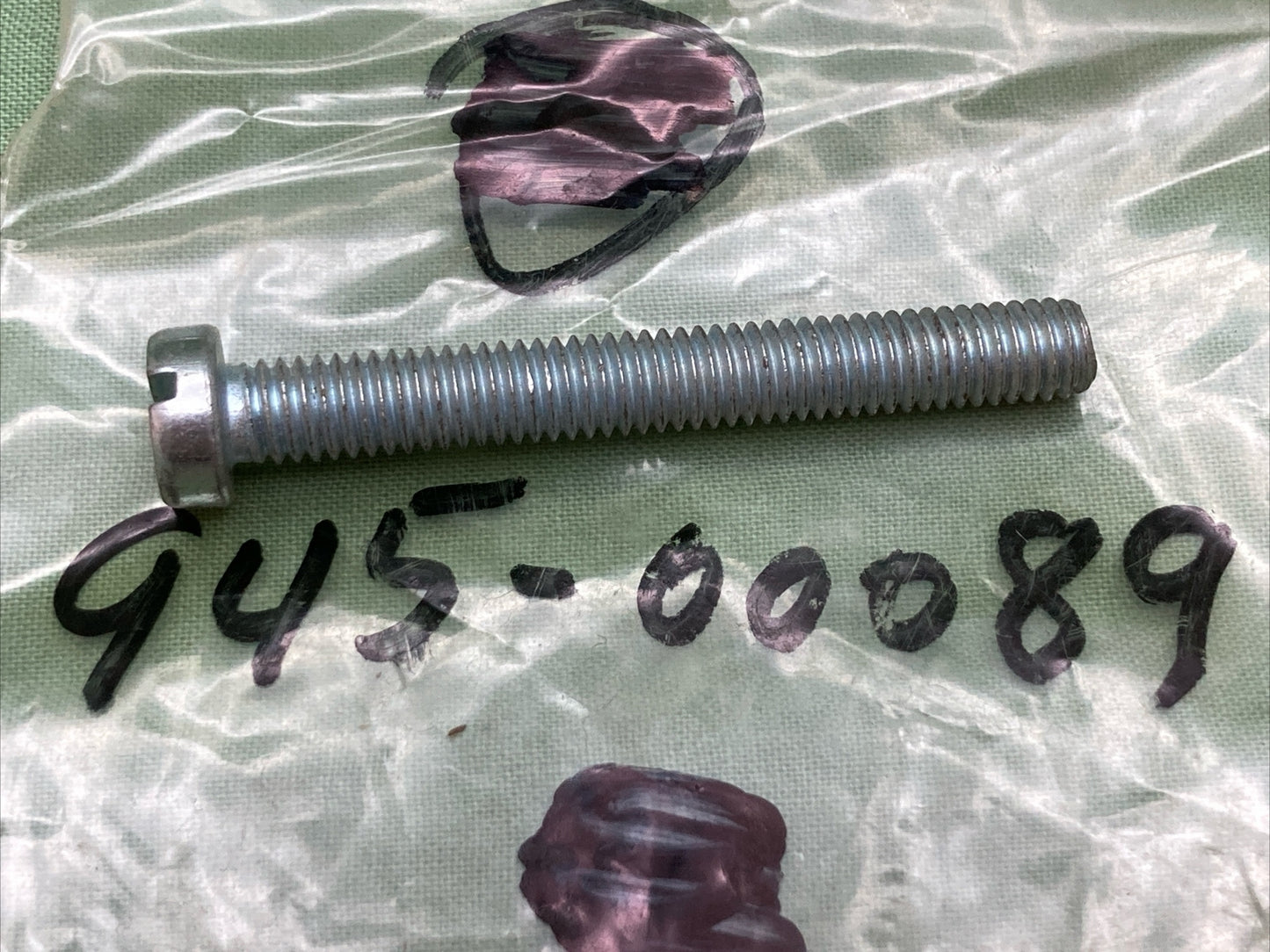 NEW REPLACES OLEO MAC CHAINSAW 945-00089 SCREW