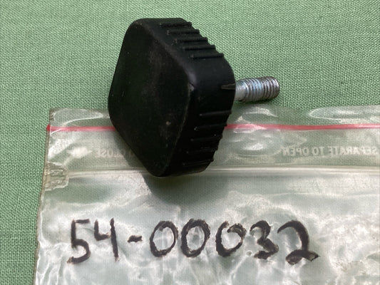 NEW REPLACES OLYMPYK CHAINSAW 54-00032 AIR FILTER COVER KNOB