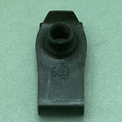 QTY 7 NEW AFTERMARKET 228960103 CLIP STYLE NUTS