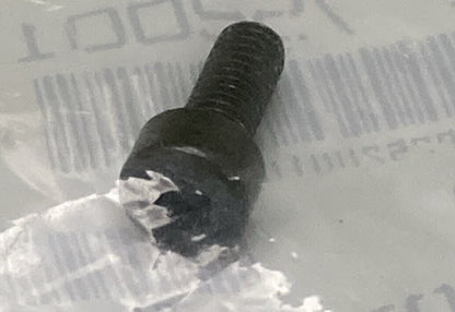 NEW GENUINE POLARIS 7520010  Screw Txbh - M6X1.0X15 8.8 ZB3 Sh