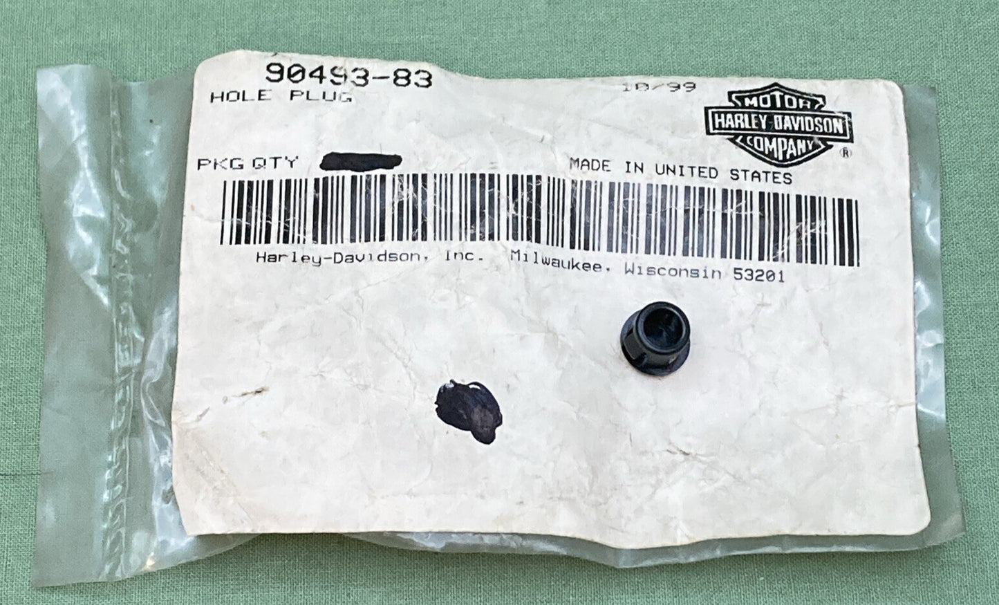 NEW GENUINE HARLEY DAVIDSON 90493-83 FRAME & JIFFY STAND HOLE PLUG