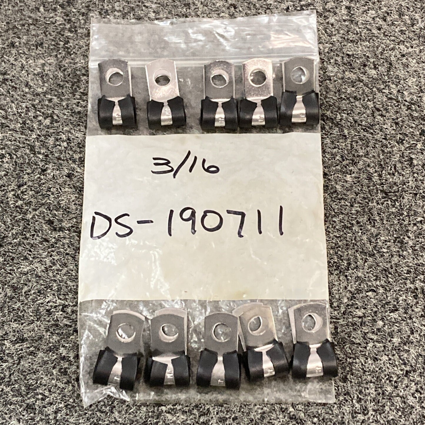 QTY 10 NEW REPLACES Gardner-Westcott DS-190711 3/16" CLAMP WITH RUBBER GUARDS