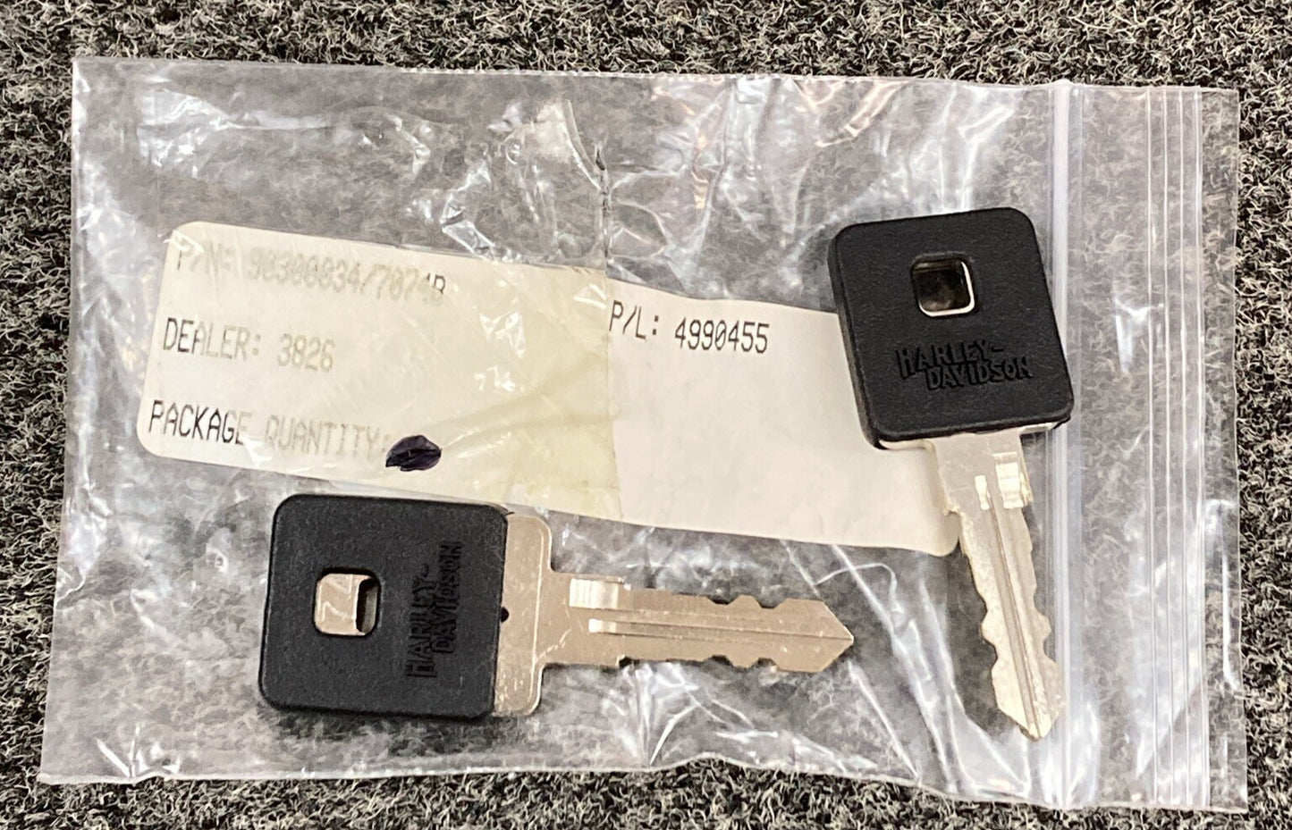 NEW REPLACES HARLEY DAVIDSON 90300043/7074B KEY SET