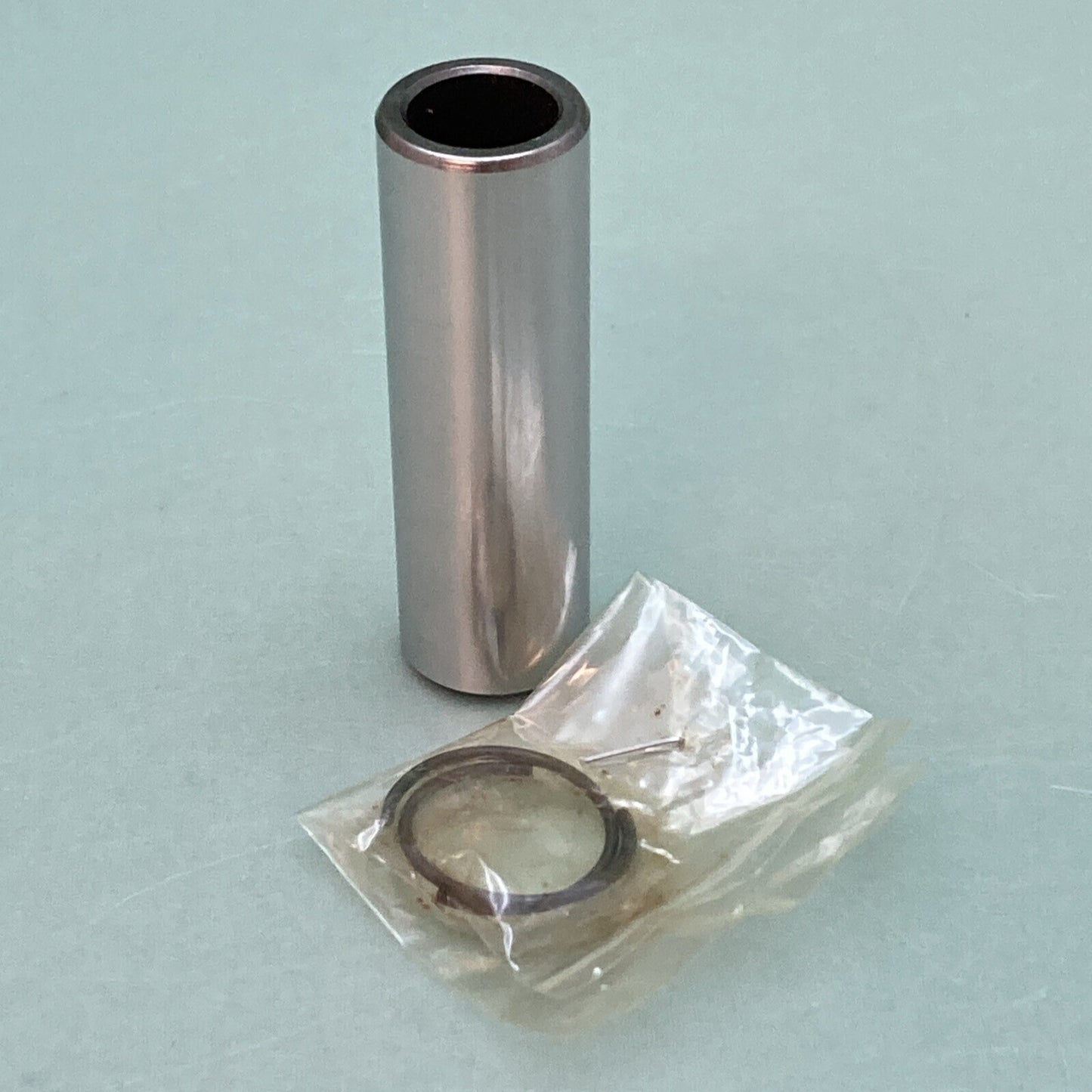NEW GENUINE SHINDY PK564A PISTON KIT 1.00 OVERSIZE