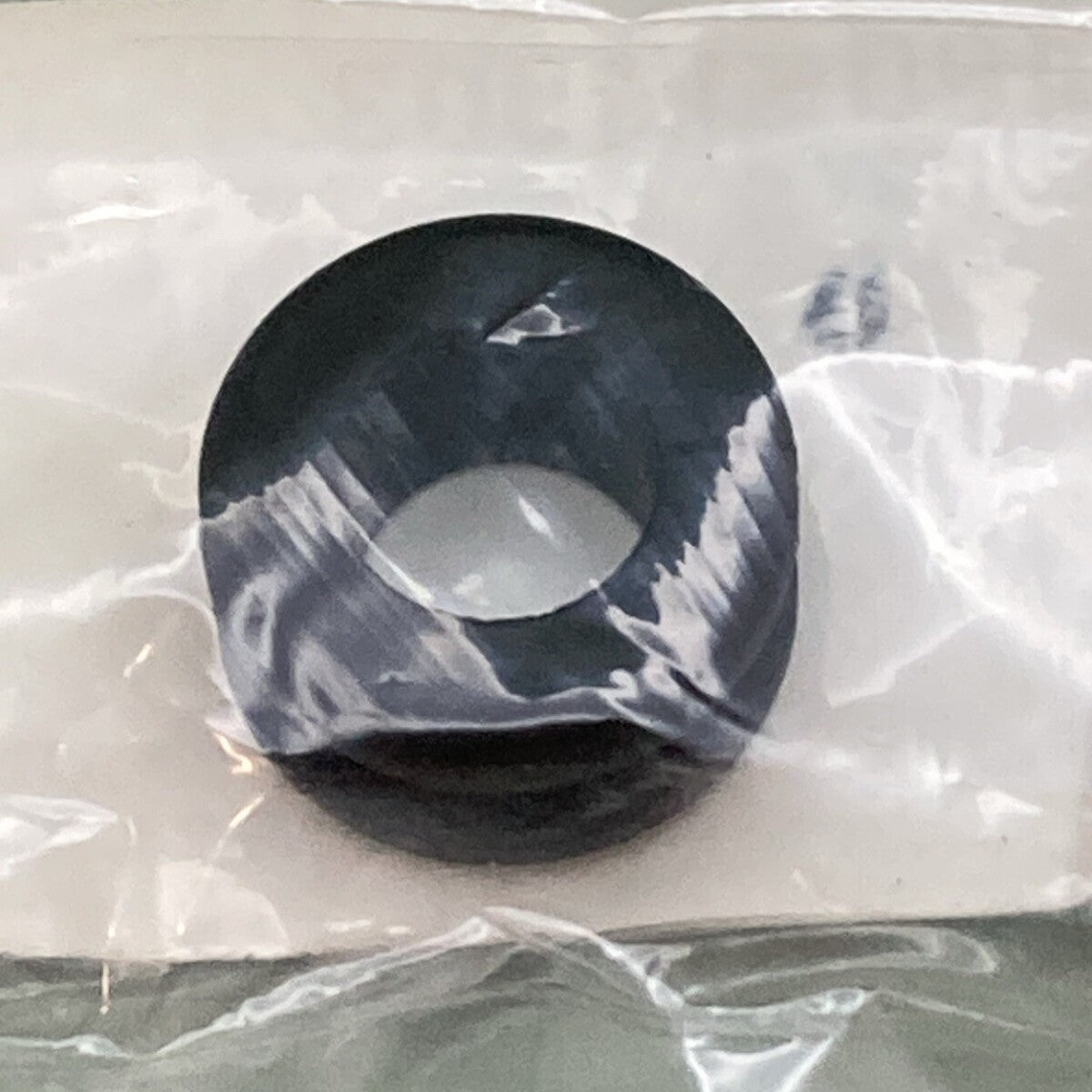 NEW GENUINE YAMAHA 90480-14003 COWLING GROMMET