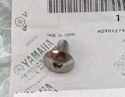 NEW GENUINE YAMAHA 90111-05003 COWLING Bolt, Hex Socket Button