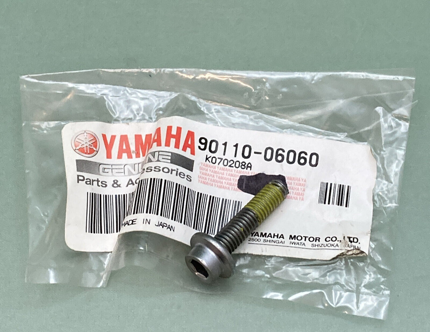 NEW GENUINE YAMAHA 90110-06060 CRANKCASE COVER BOLT