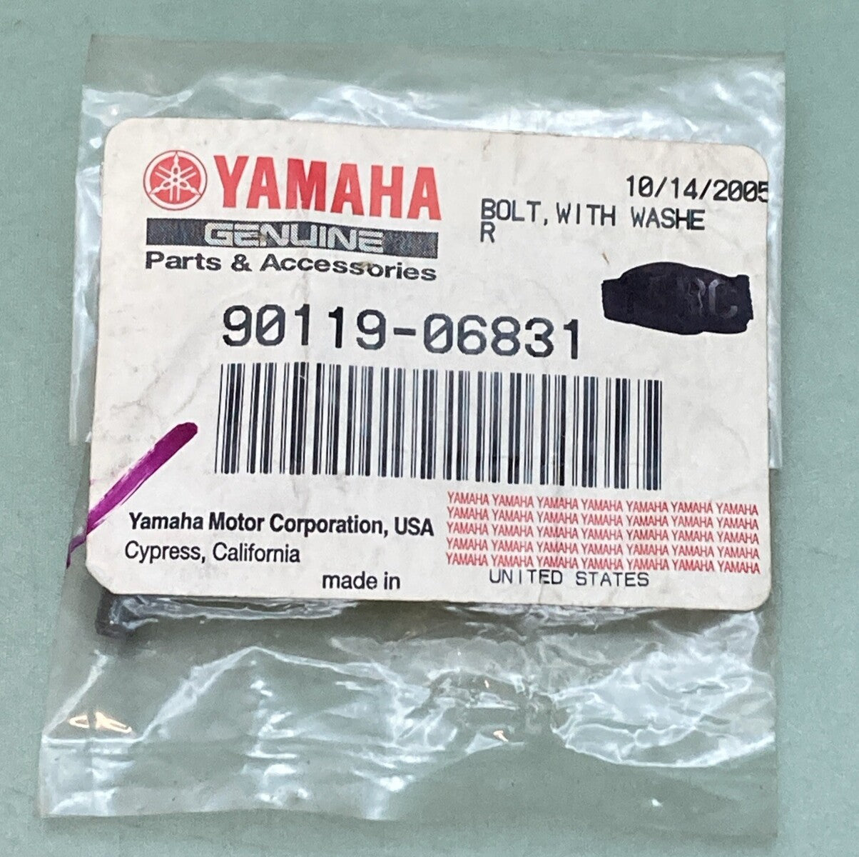 NEW GENUINE YAMAHA 90119-06831 FUEL TANK Bolt, with Washer