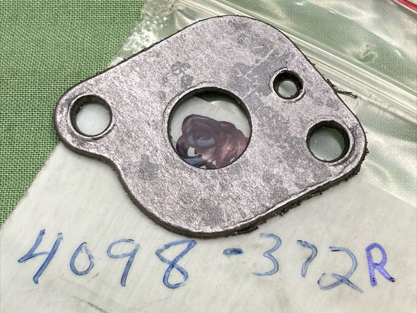 NEW REPLACES EFCO 4098372R GASKET